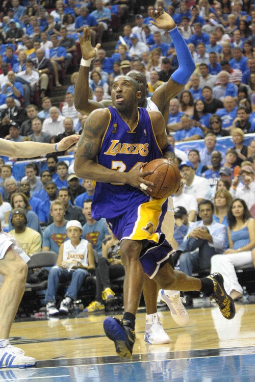 电竞赛事社区互动活动成功举办