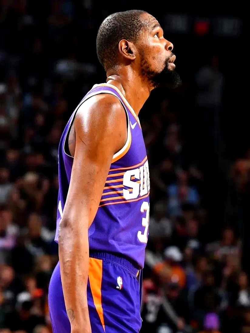 尼科-冈萨雷斯：我不是罗德里的替代者；还不习惯和萨拉赫对抗