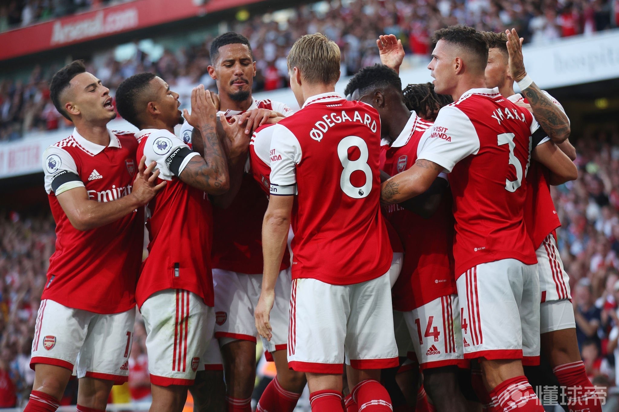 瑞士羽球超级300赛 ｜ 天仙混双16强出局 大马独剩阀敏杀进8强