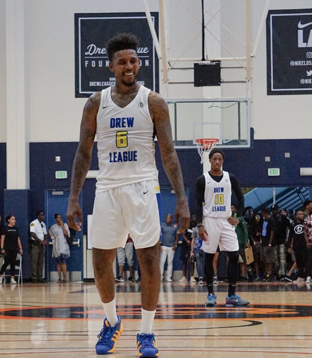 柯瑞亚（Carlos Correa）在自由市场引发连环反转，最终重返明尼苏达双城