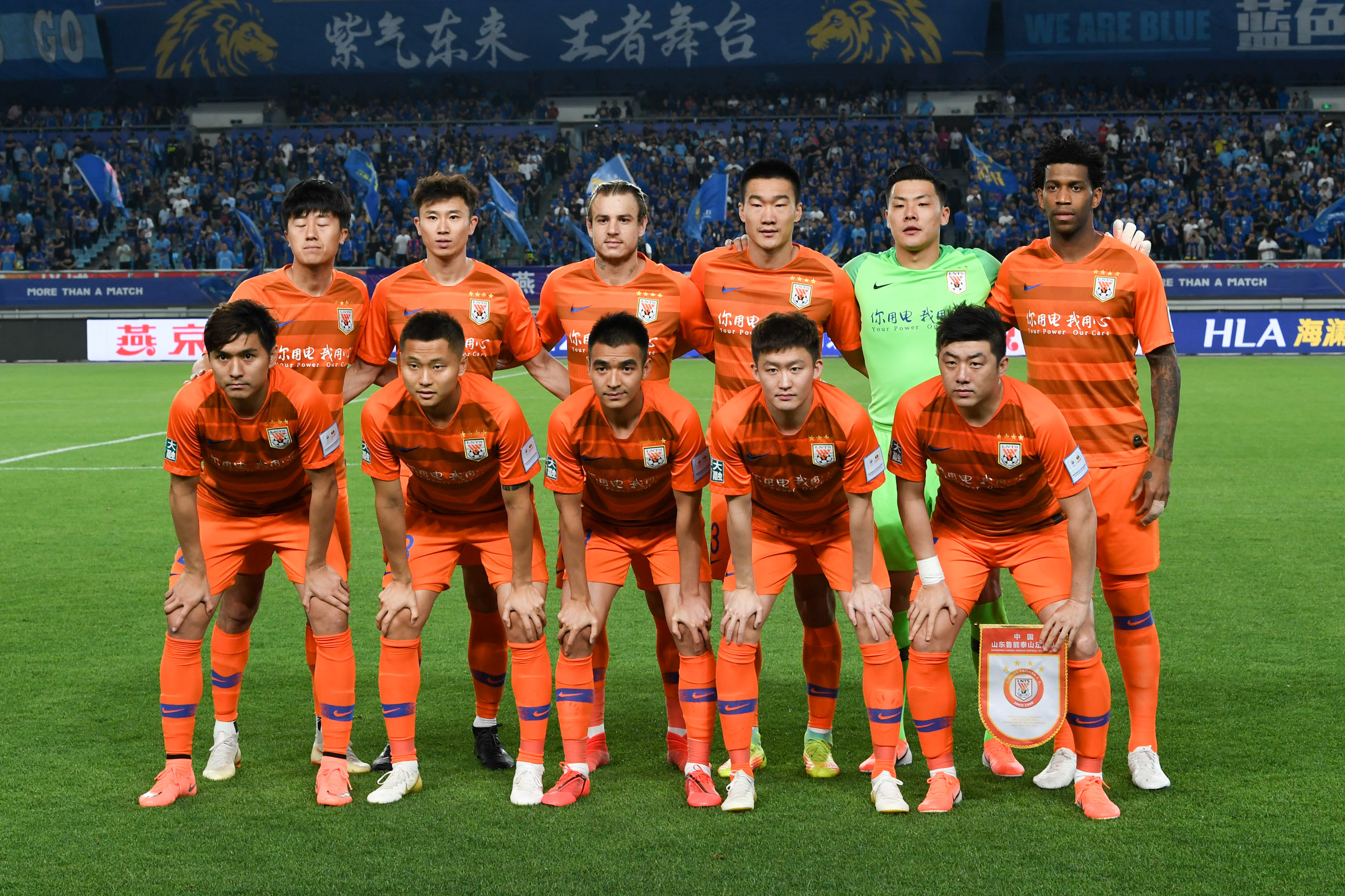 华盛顿国民在 2019 年以“客场全胜”奇迹击败太空人，夺得搬迁至华盛顿后的首冠